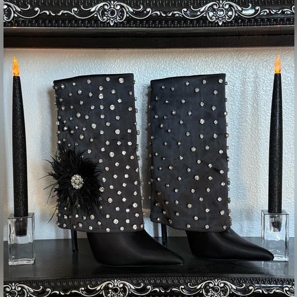NWOT Azalea Wang Blaise Black Diamond Studded Boots With Flower Detail Size 7 - Picture 3 of 6